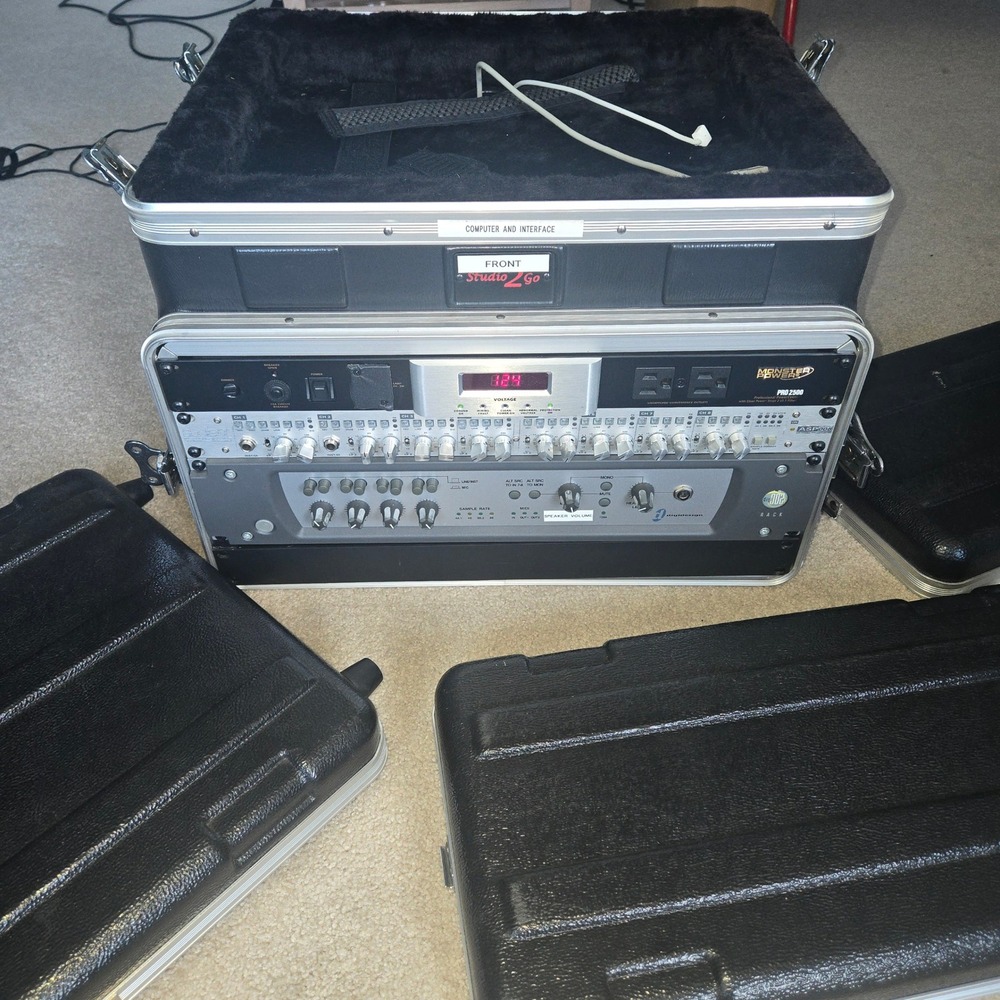 Audient ASP008 Digi 002 Rack Monster Power PRO 2500 Gator Studio 2 Go Case